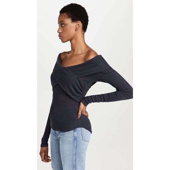 ✨Free People Women's Marley Navy Sz Medium Top✨ - Picture 5 of 12